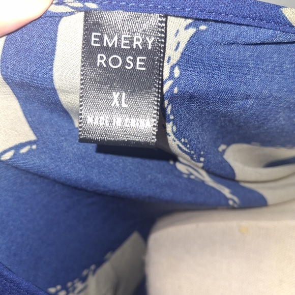 Blue and Tan Short Sleeve Blouse- W Sz XL - Picture 5 of 6